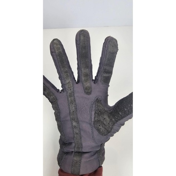 Vintage Isotoner Women's Winter Gloves Gray Leather Grip Insulated Medium - Picture 3 of 5